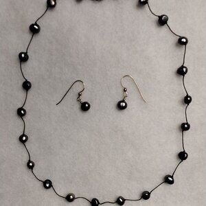 Freshwater Pearl Choker and Drop Earrings
